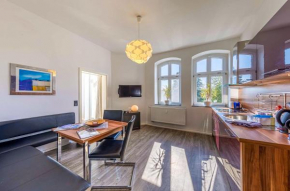 Altstadtapartment Carli- Komfortable Ferienwohnung im Herzen von Waren, Waren / Müritz